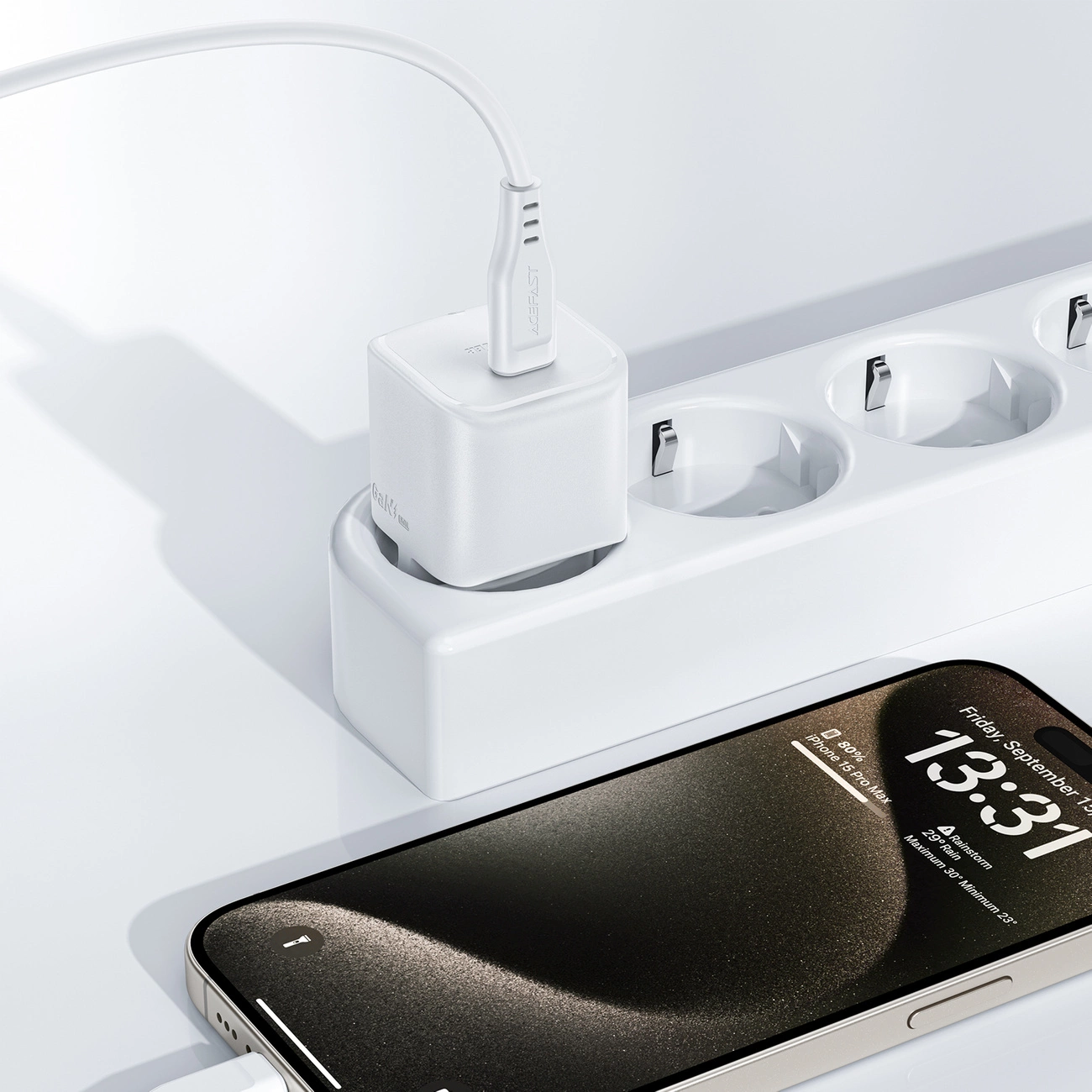 Acefast-A73-halozati-tolto-1x-USB-C-USB-C-kabel-20W-feher-4