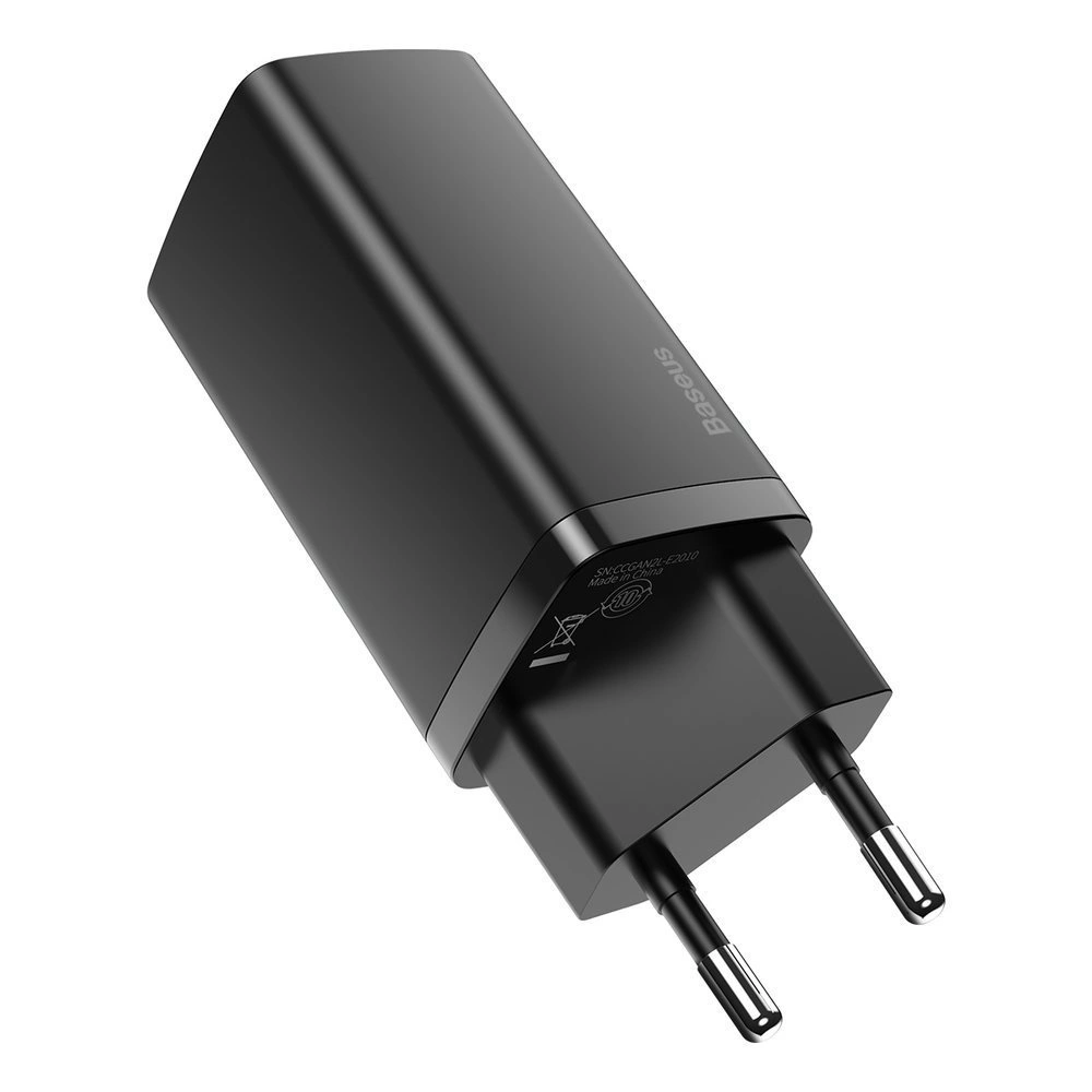 1x USB-C 1x USB-C
