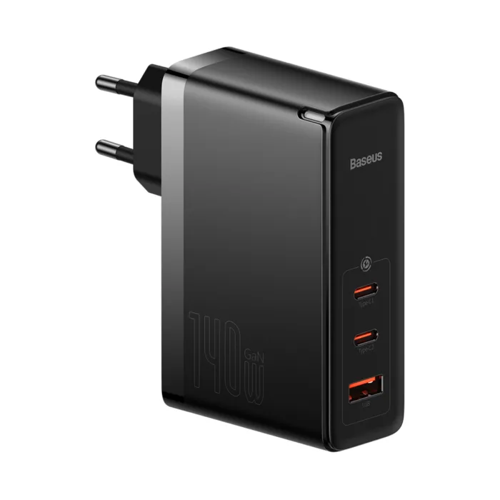Baseus GaN5 Pro gyorstöltő 2× USB-C + 1× USB 140W EU – fekete