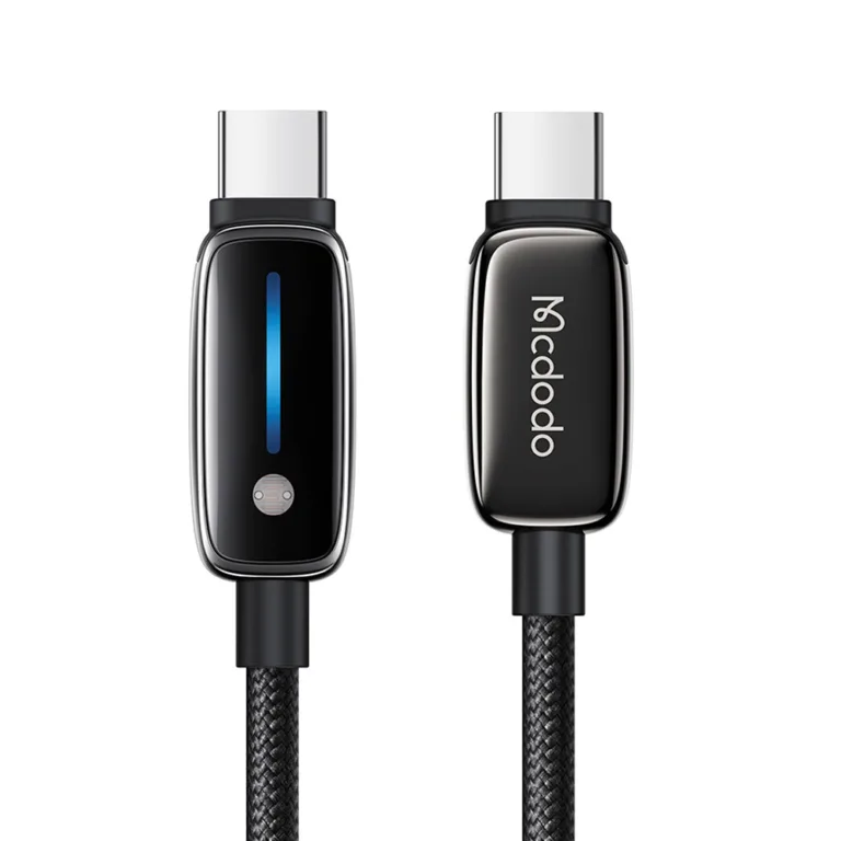 Mcdodo CA-0100 USB-C–USB-C 100W adatkábel automatikus fényerőszabályzással 1.2 m – fekete